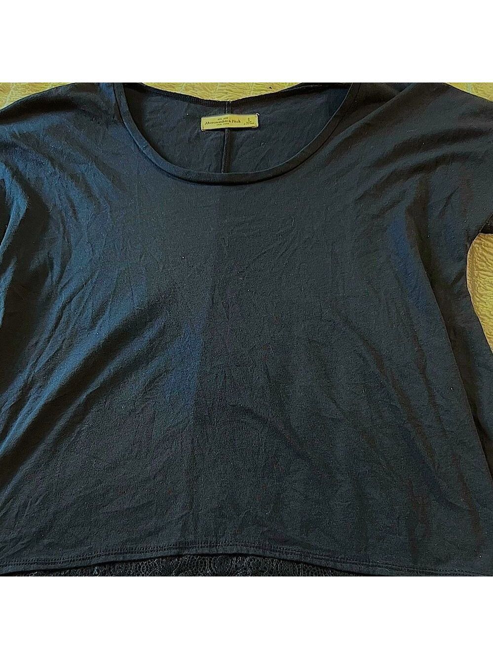 Abercrombie & Fitch Navy Blue w Lace Blouse